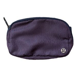 Lululemon Maroon Everywhere Belt Bag (Brand New)